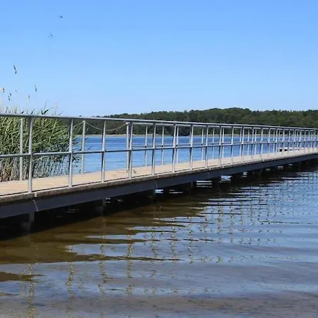 Am Vilzsee In Mirow Сasa de vacaciones *
